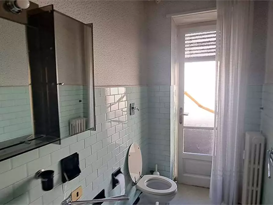 Immagine 13 di Appartamento in vendita  in Serafino 10 a Pinerolo