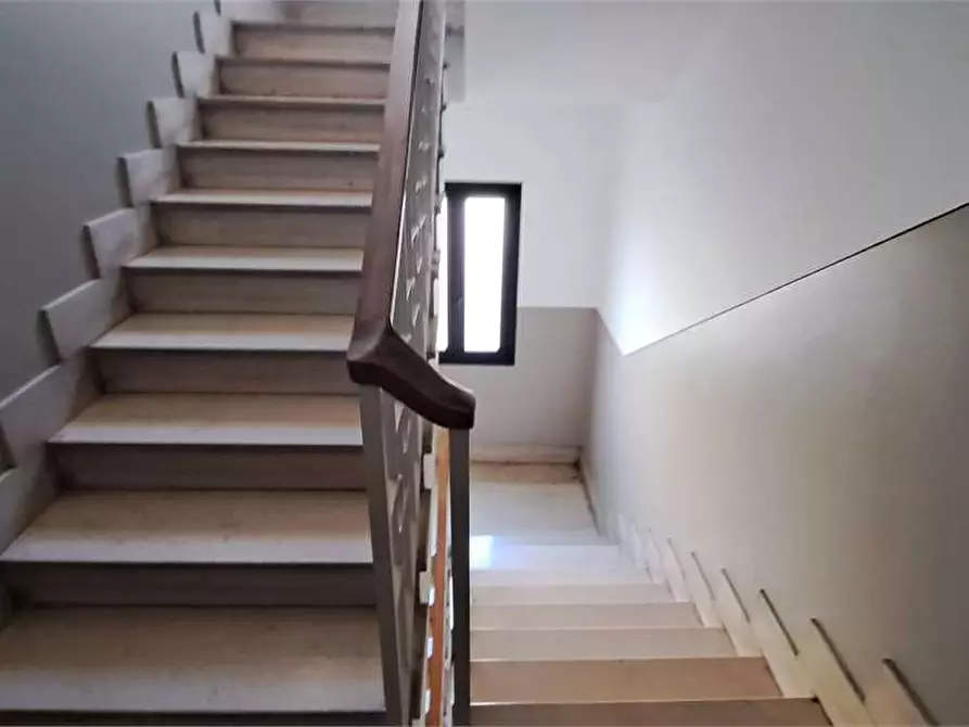 Immagine 18 di Appartamento in vendita  in Serafino 10 a Pinerolo