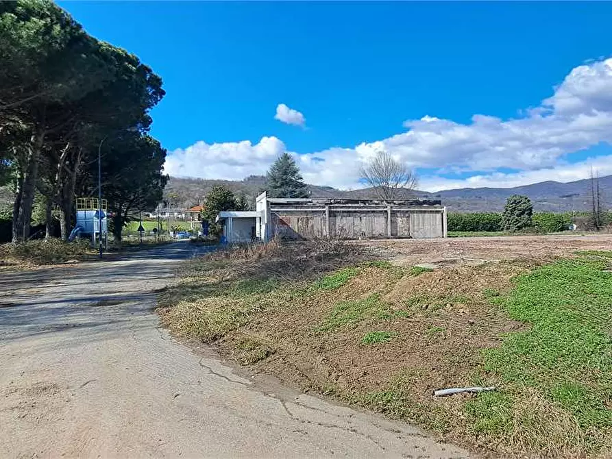 Immagine 22 di Ufficio in vendita  a Roletto