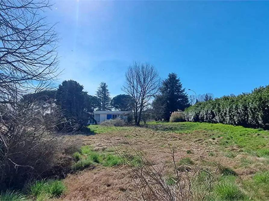 Immagine 31 di Ufficio in vendita  a Roletto