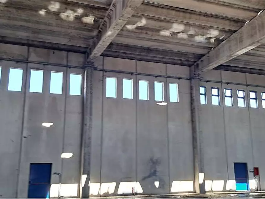 Immagine 15 di Capannone industriale in vendita  in via Santa Brigida 43 a Roletto