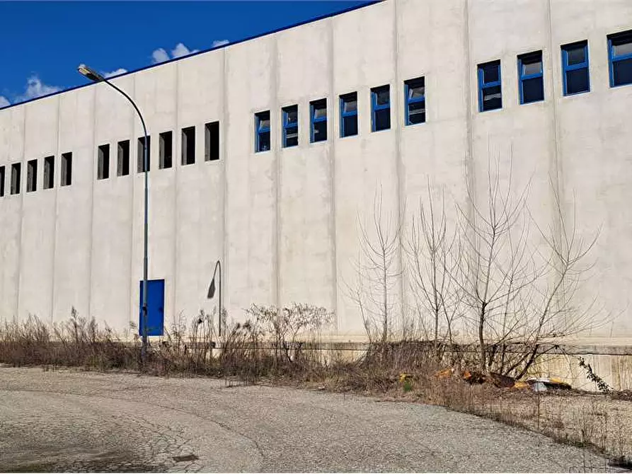 Immagine 3 di Capannone industriale in vendita  in via Santa Brigida 43 a Roletto