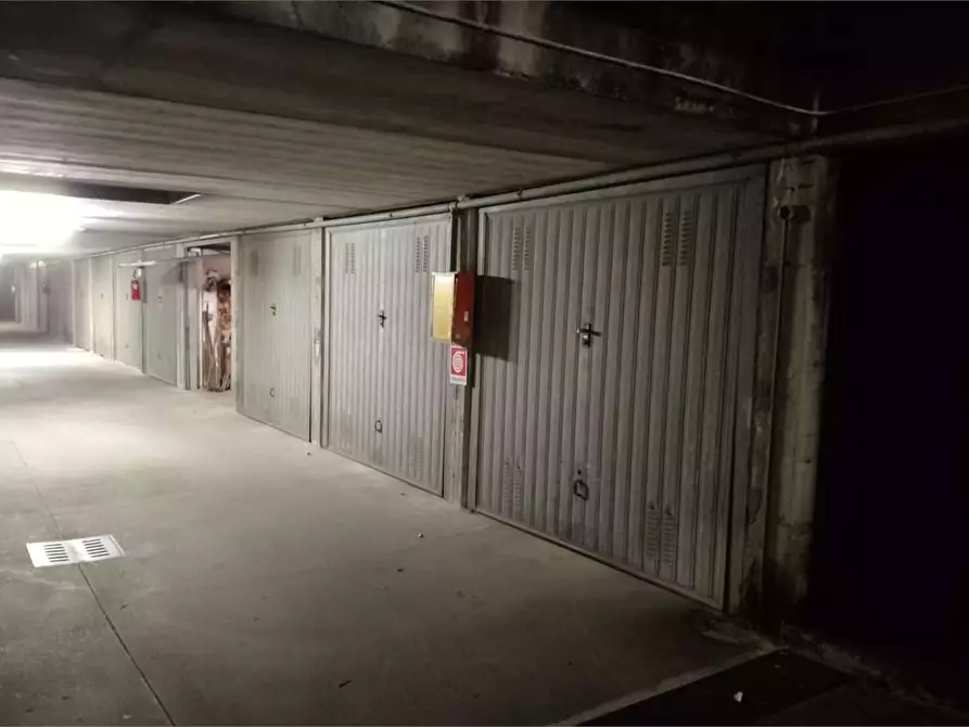 Immagine 18 di Appartamento in vendita  in piazza Avis 14 a Pinerolo