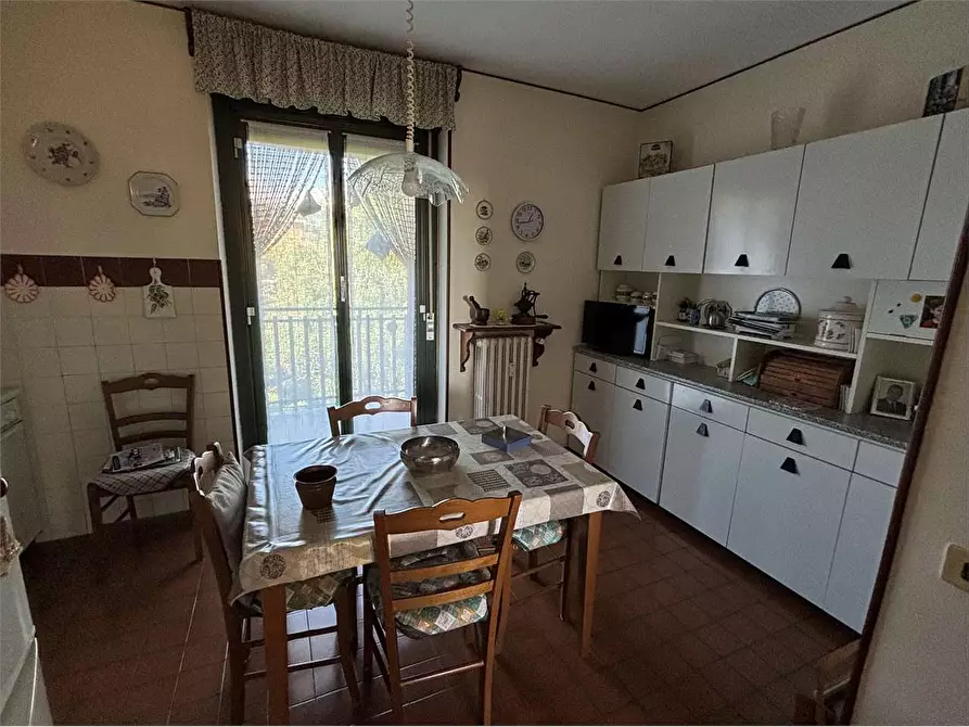 Immagine 8 di Appartamento in vendita  in piazza Avis 14 a Pinerolo