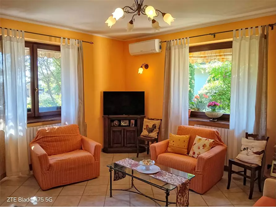 Immagine 9 di Villa in vendita  in via Sala 22 a Cantalupa