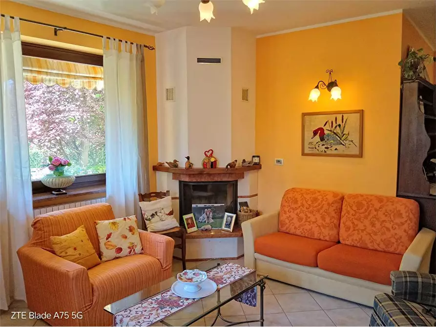 Immagine 10 di Villa in vendita  in via Sala 22 a Cantalupa