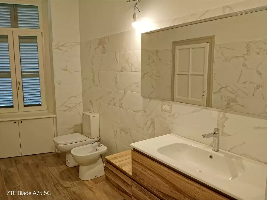 Immagine 26 di Villa in affitto  in viale Gabotto 21 a Pinerolo