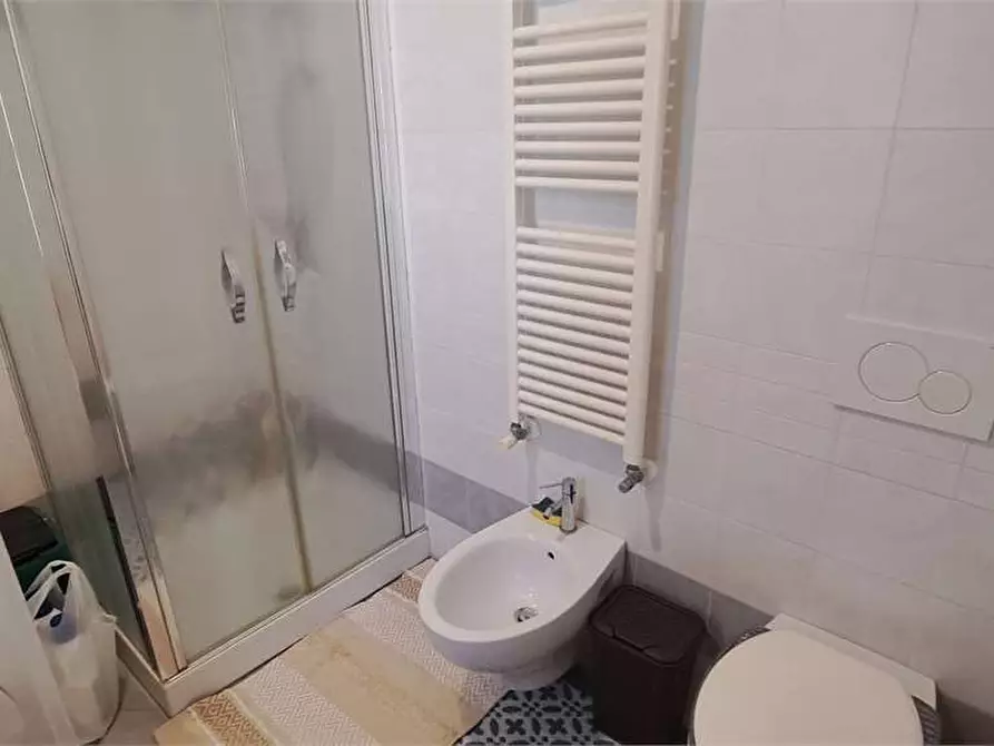 Immagine 15 di Appartamento in vendita  in via Re Umberto 18 a Cavour