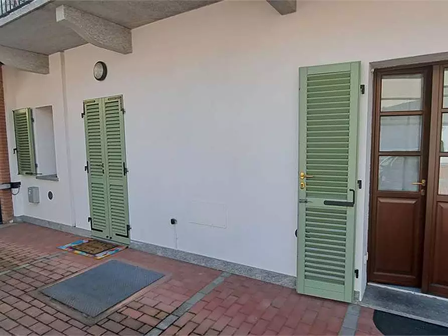 Immagine 6 di Appartamento in vendita  in via Re Umberto 18 a Cavour