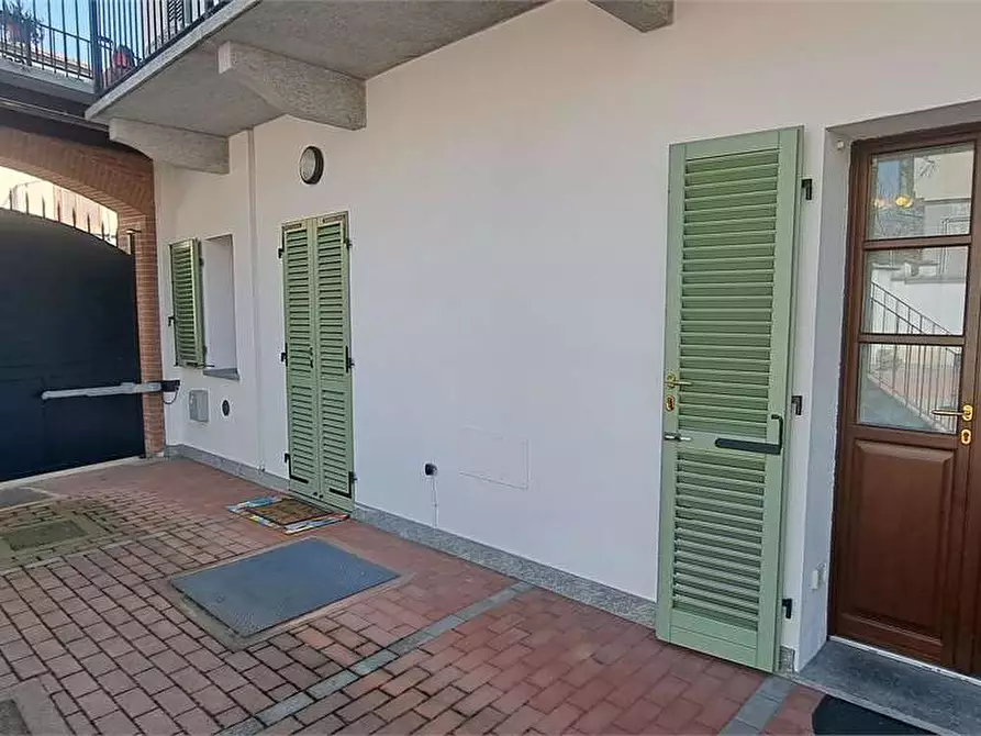 Immagine 5 di Appartamento in vendita  in via Re Umberto 18 a Cavour