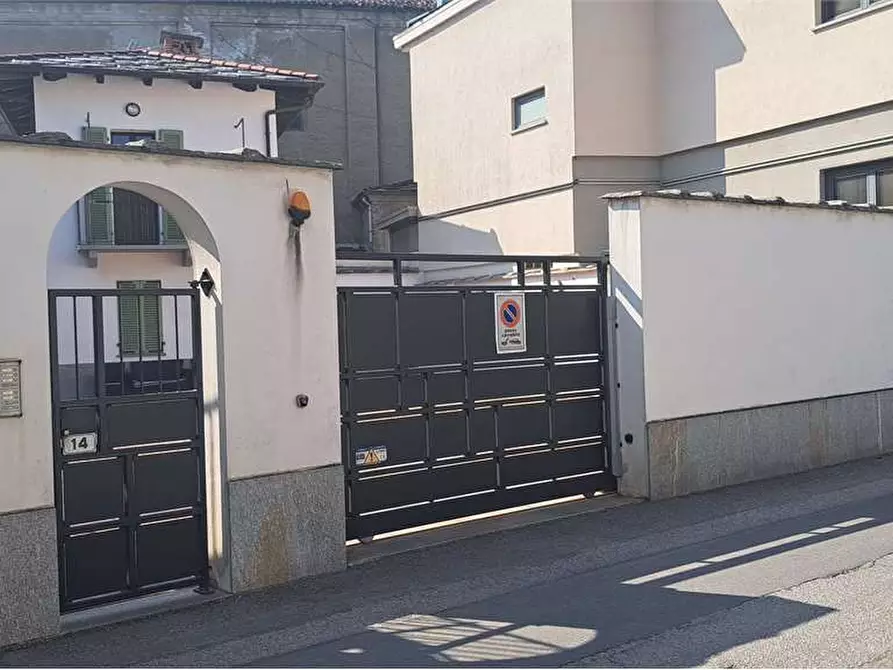 Immagine 1 di Appartamento in vendita  in via Re Umberto 18 a Cavour