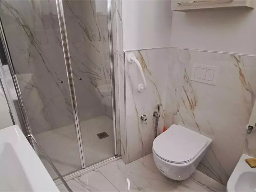 Immagine 12 di Porzione di casa in vendita  in VIA RE UMBERTO 16 a Cavour