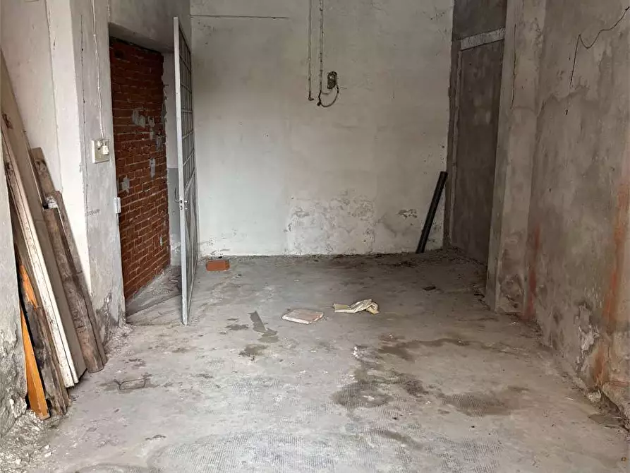 Immagine 16 di Laboratorio in vendita  in via Molino Colombini 19 a Pinerolo