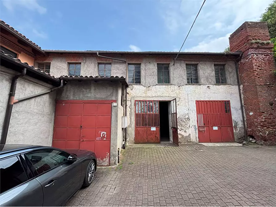 Immagine 1 di Laboratorio in vendita  in via Molino Colombini 19 a Pinerolo