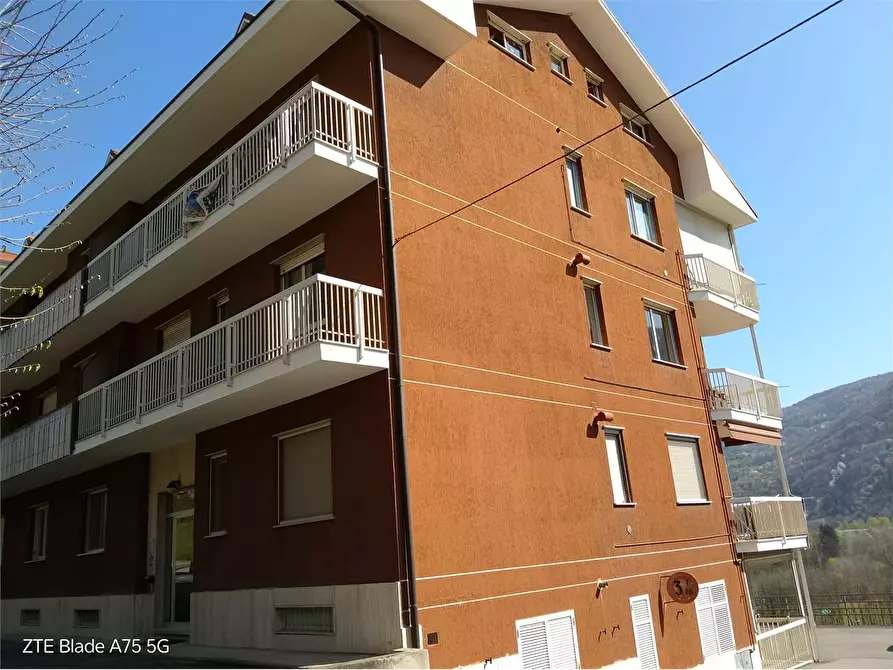 Immagine 2 di Quadrilocale in vendita  a San Germano Chisone