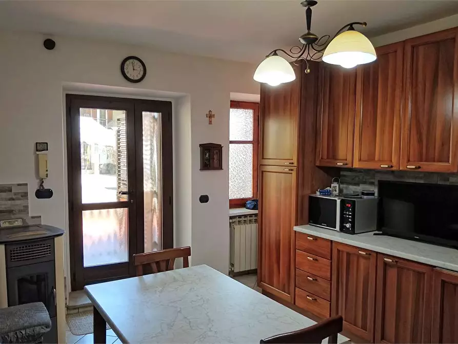 Immagine 4 di Porzione di casa in vendita  in strada Saretto 49 a Cantalupa