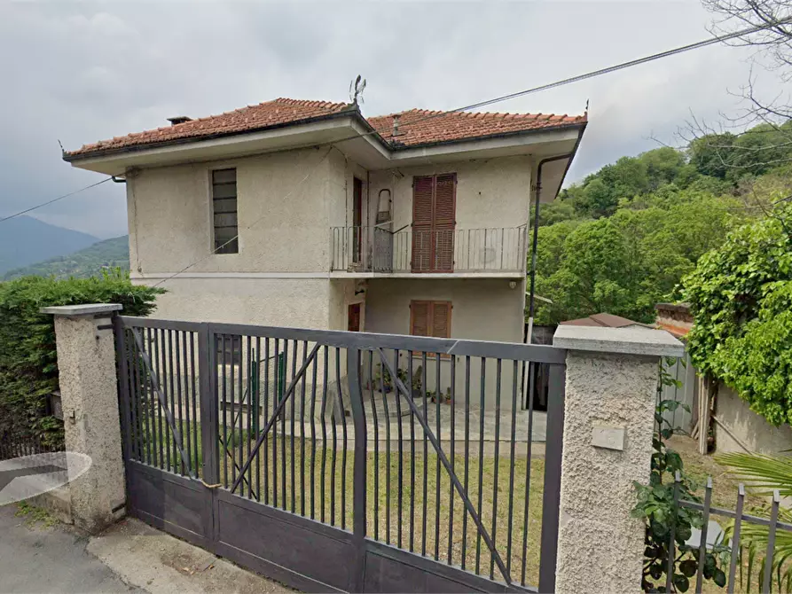 Immagine 1 di Porzione di casa in vendita  in Viale Gabotto 16 a Pinerolo
