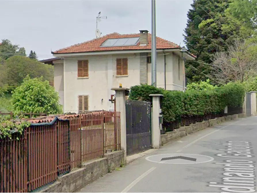 Immagine 4 di Porzione di casa in vendita  in Viale Gabotto 16 a Pinerolo