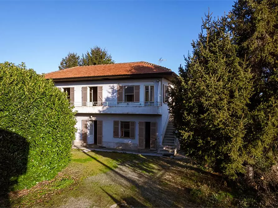 Immagine 1 di Villa in vendita  in corso Torino 165 a Pinerolo