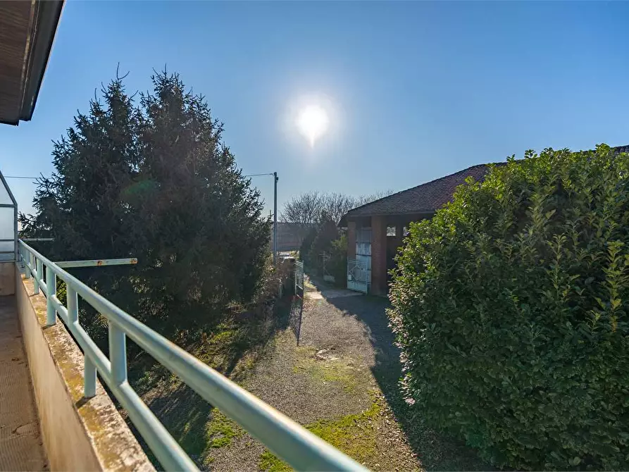 Immagine 24 di Villa in vendita  in corso Torino 165 a Pinerolo