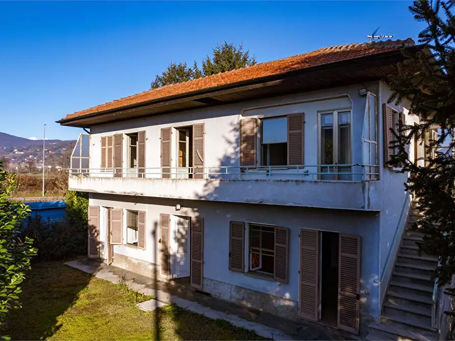 Immagine 33 di Villa in vendita  in corso Torino 165 a Pinerolo