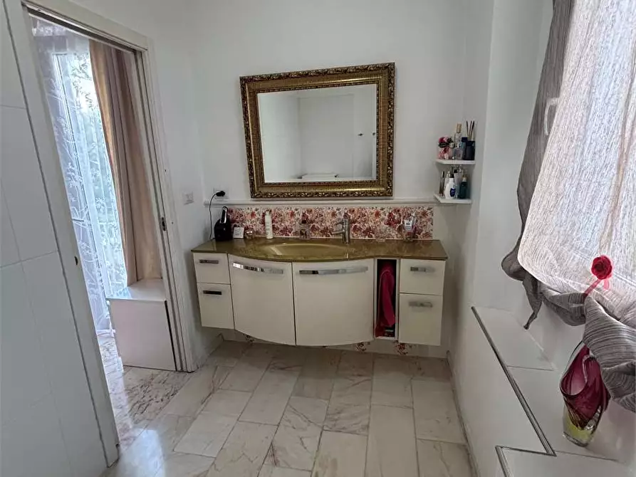 Immagine 15 di Quadrilocale in vendita  in via Saluzzo 146 a Pinerolo