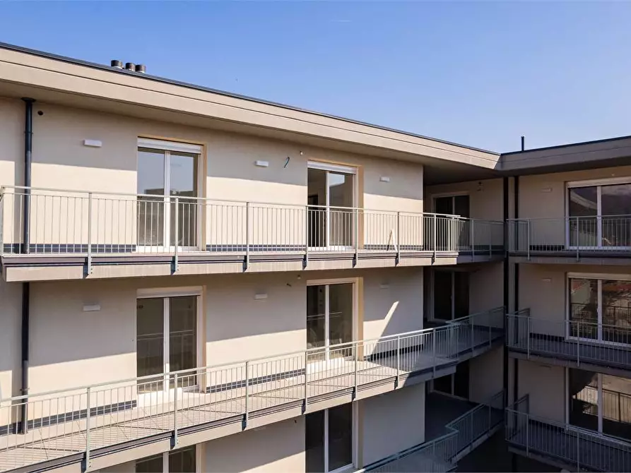 Immagine 20 di Quadrilocale in vendita  in via Nazionale 53 a Pinerolo