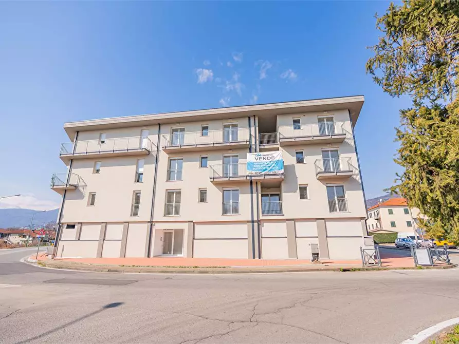 Immagine 8 di Appartamento in vendita  in via Nazionale 53 a Pinerolo