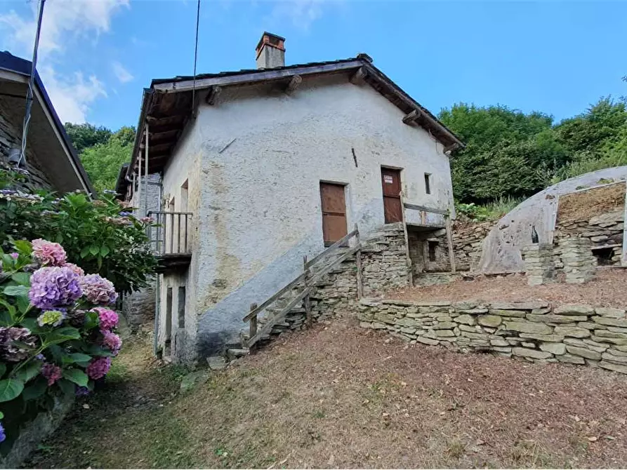 Immagine 10 di Baita in vendita  in Borgata Folatone a Vaie