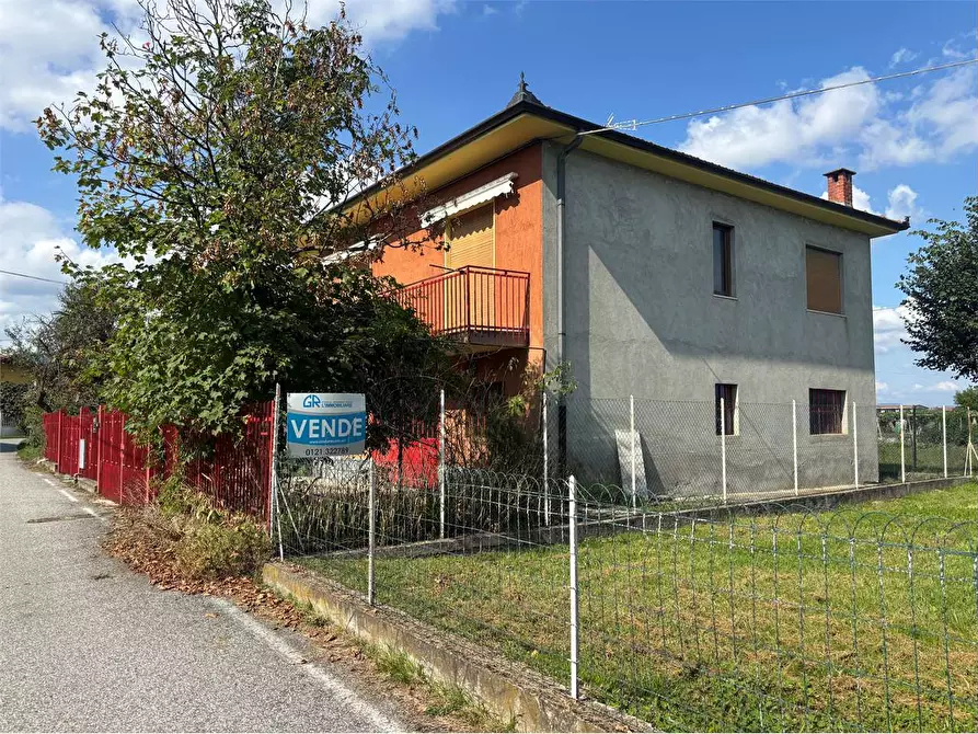 Immagine 2 di Villa in vendita  a San Secondo Di Pinerolo