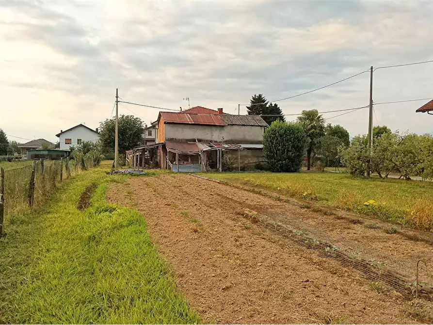 Immagine 10 di Villa in vendita  a San Secondo Di Pinerolo
