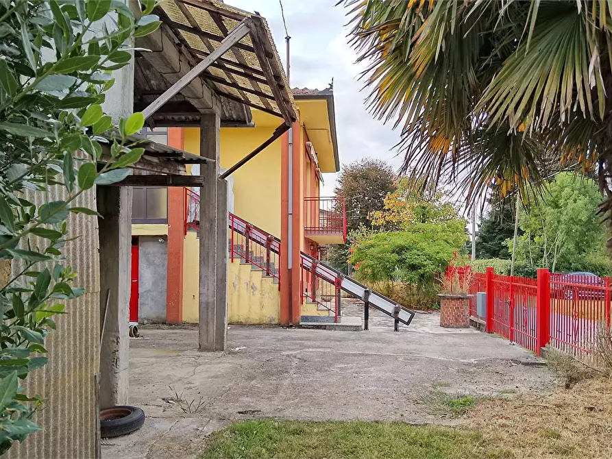 Immagine 32 di Villa in vendita  a San Secondo Di Pinerolo