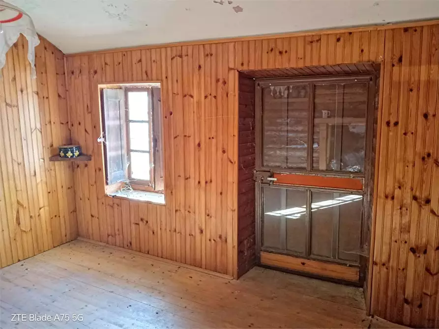 Immagine 19 di Baita in vendita  in Borgata Folatone a Vaie