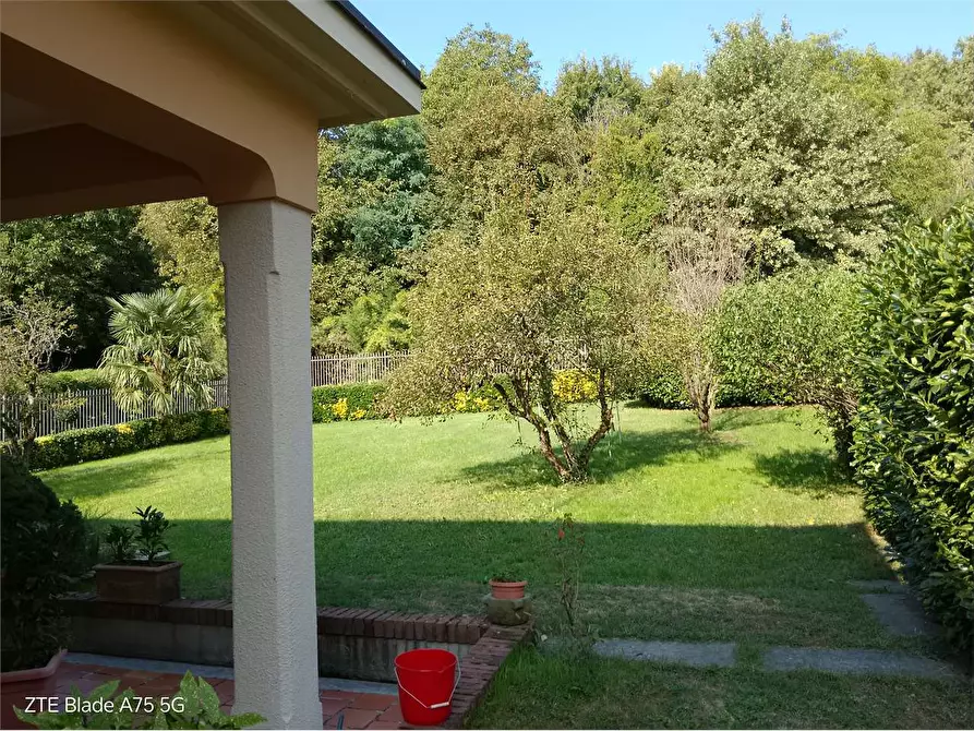 Immagine 6 di Villa in vendita  in viale Della Rimembranza 136 a Pinerolo