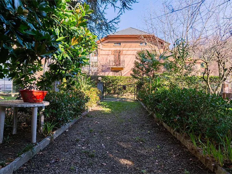 Immagine 5 di Appartamento in vendita  in viale della Rimembranza 3 a Torre Pellice