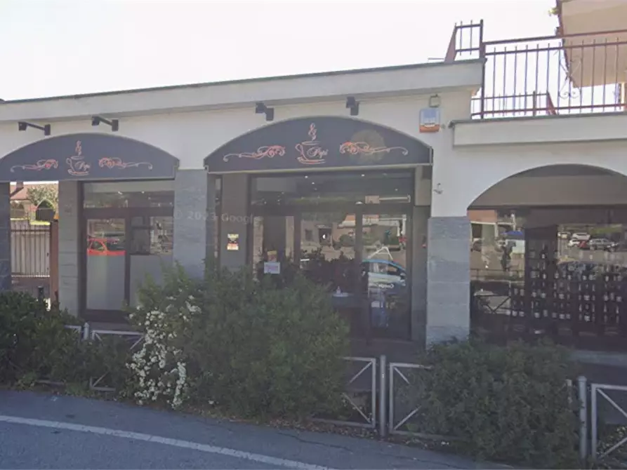 Immagine 1 di Negozio in vendita  a San Secondo Di Pinerolo