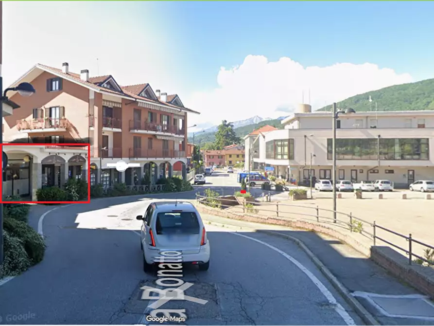 Immagine 2 di Negozio in vendita  a San Secondo Di Pinerolo