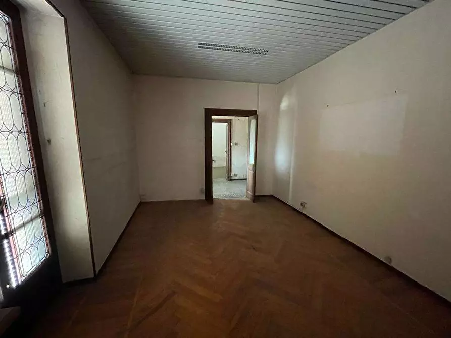 Immagine 10 di Quadrilocale in vendita  in via Pastrengo 90 a Moncalieri