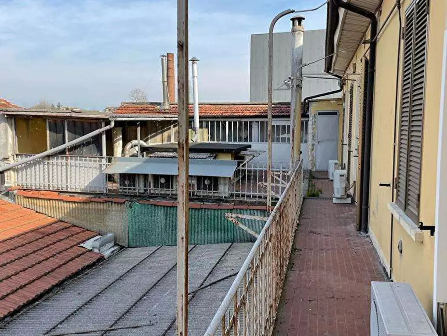 Immagine 30 di Quadrilocale in vendita  in via Pastrengo 90 a Moncalieri