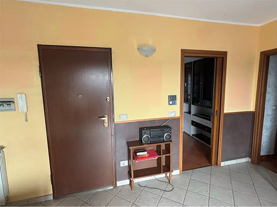 Immagine 8 di Appartamento in vendita  in largo delle Alpi 14 a Nichelino