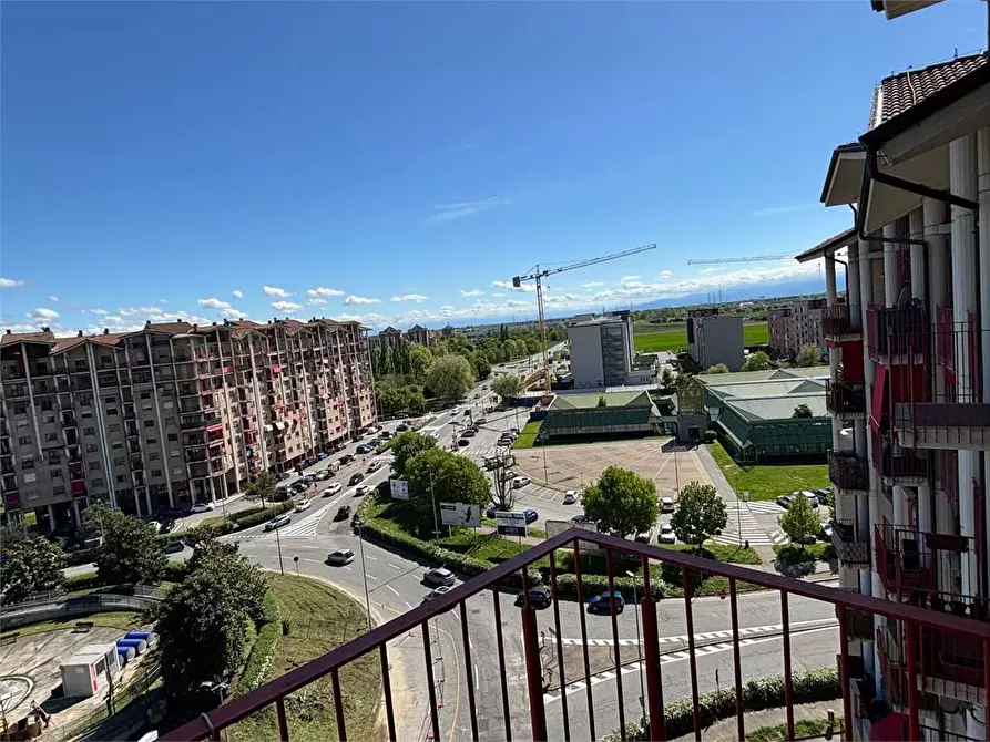 Immagine 11 di Appartamento in vendita  in largo delle Alpi 14 a Nichelino