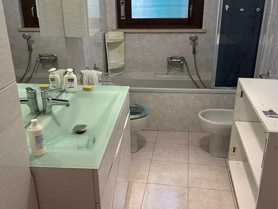 Immagine 25 di Appartamento in vendita  in largo delle Alpi 14 a Nichelino