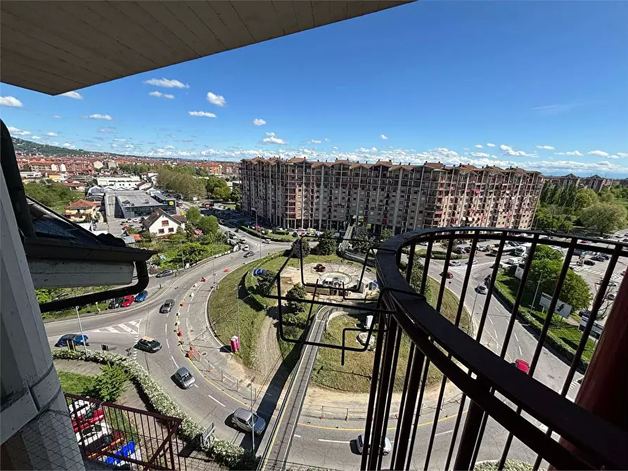 Immagine 33 di Appartamento in vendita  in largo delle Alpi 14 a Nichelino