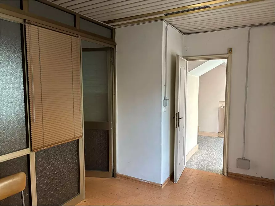 Immagine 16 di Negozio in vendita  in strada Torino 50 a Cumiana