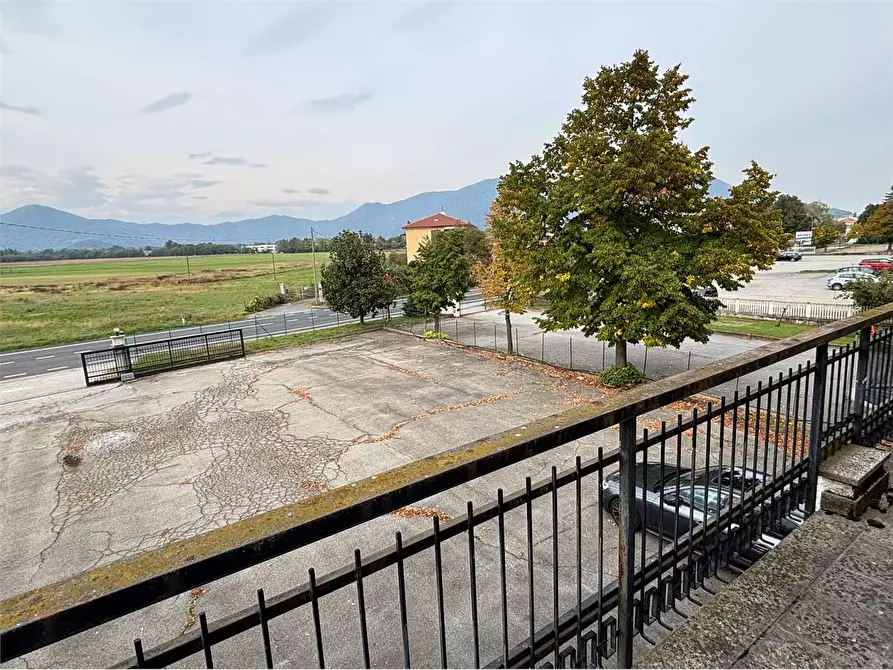 Immagine 28 di Negozio in vendita  in strada Torino 50 a Cumiana