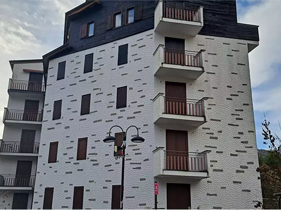 Immagine 3 di Appartamento in vendita  in via Medail 12 a Bardonecchia