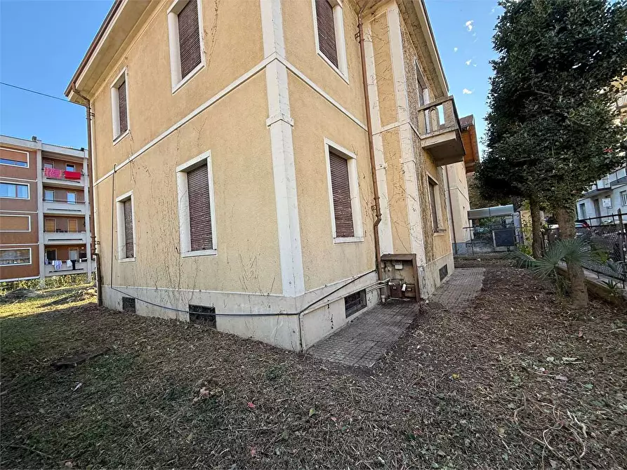 Immagine 3 di Villa in vendita  in via Tessore a Pinerolo