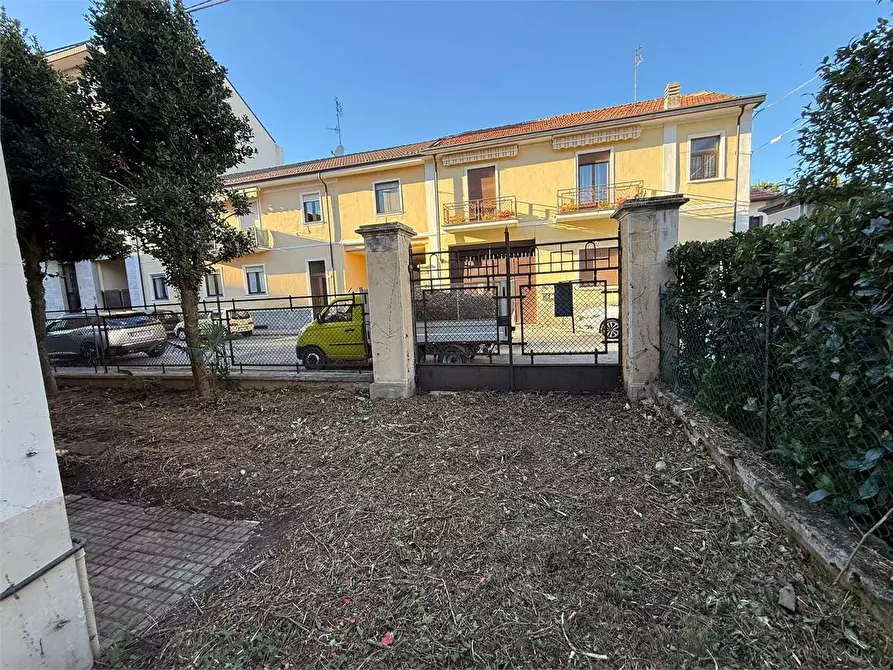 Immagine 4 di Villa in vendita  in via Tessore a Pinerolo