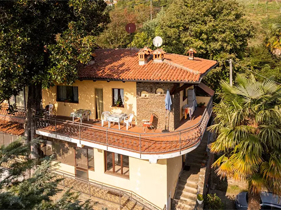 Immagine 6 di Villa in vendita  in via Davico 75 a Pinerolo