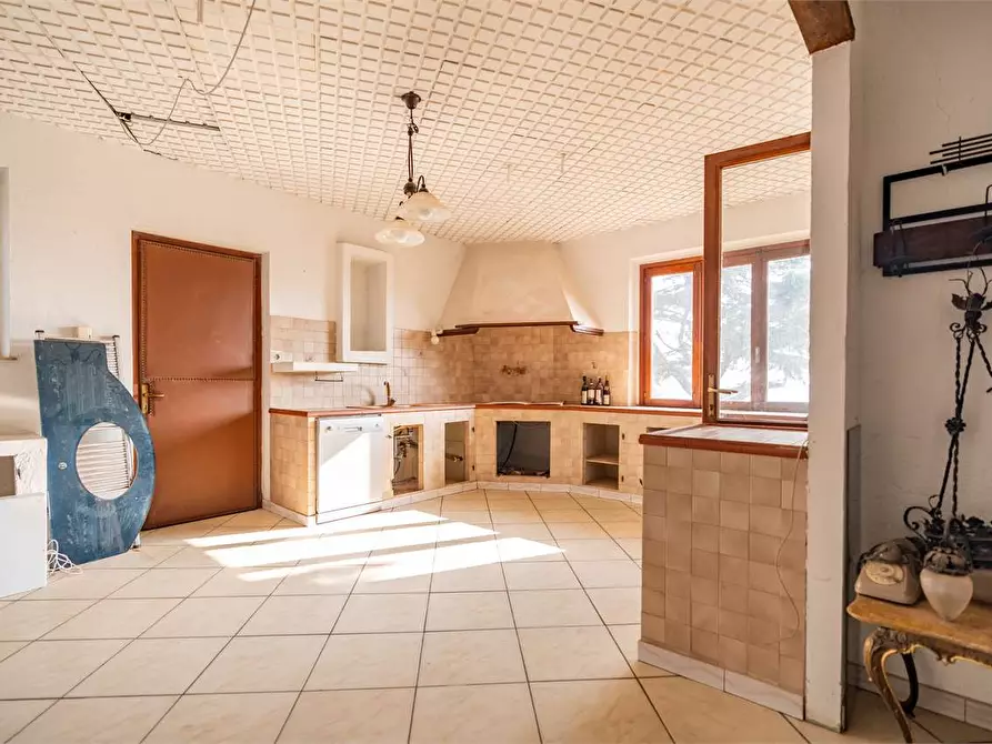 Immagine 77 di Villa in vendita  in via Davico 75 a Pinerolo